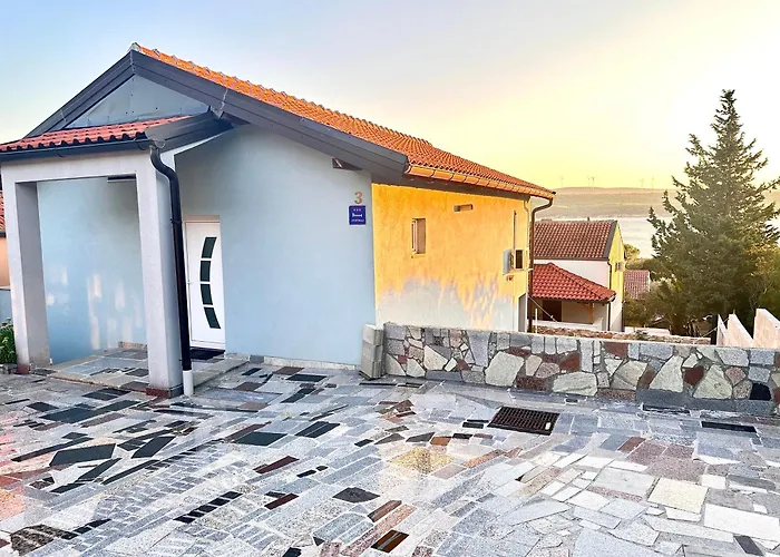 Romantic 3 Bedroom 150m From The & Free Parking Spot Apartmán Kruševo