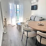 Romantic 3 Bedroom 150m From The & Free Parking Spot * Kruševo