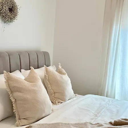 3 Bedroom With Seaview - 3min From The *