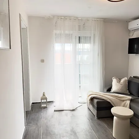 3 Bedroom With Seaview - 3min From The Apartment *