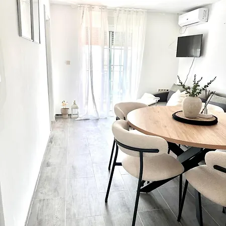 3 Bedroom With Seaview - 3min From The