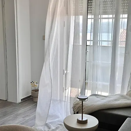 3 Bedroom With Seaview - 3min From The