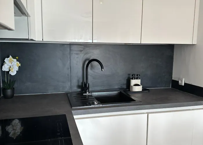 Romantic 3 Bedroom 150m From The & Free Parking Spot Апартаменты Krusevo (Zadar)